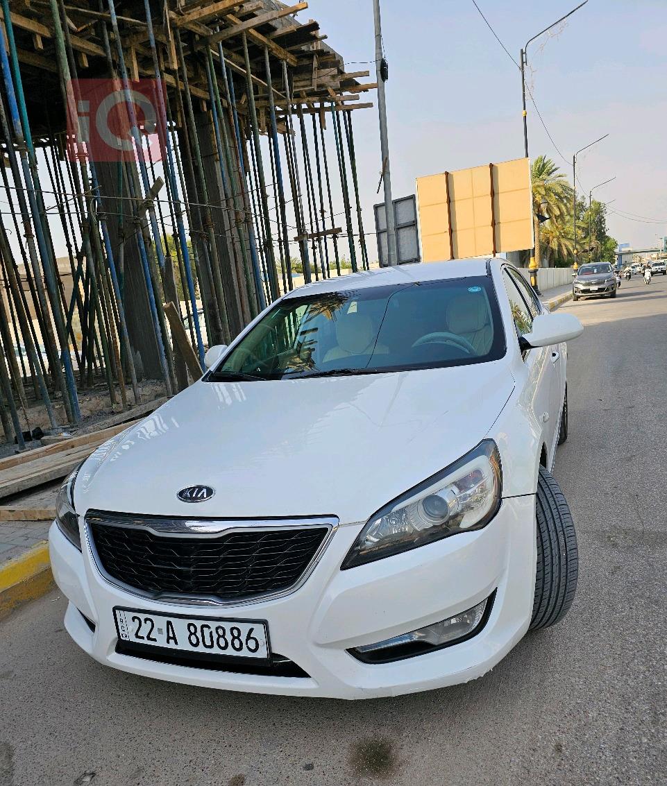 Kia Cadenza